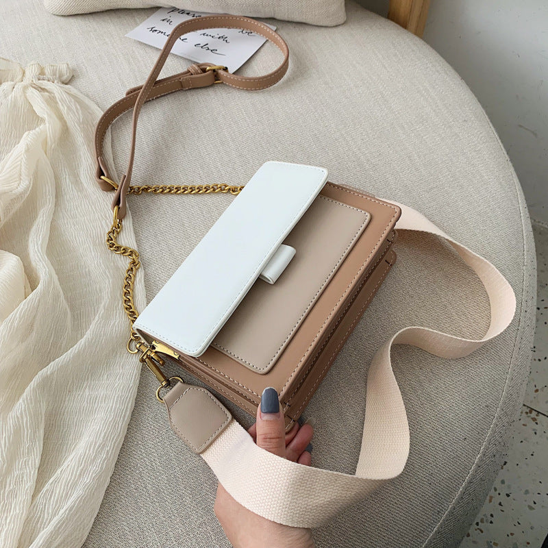 Bolso bandolera con cadena
